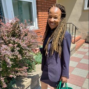 Meet your Posher, Monique